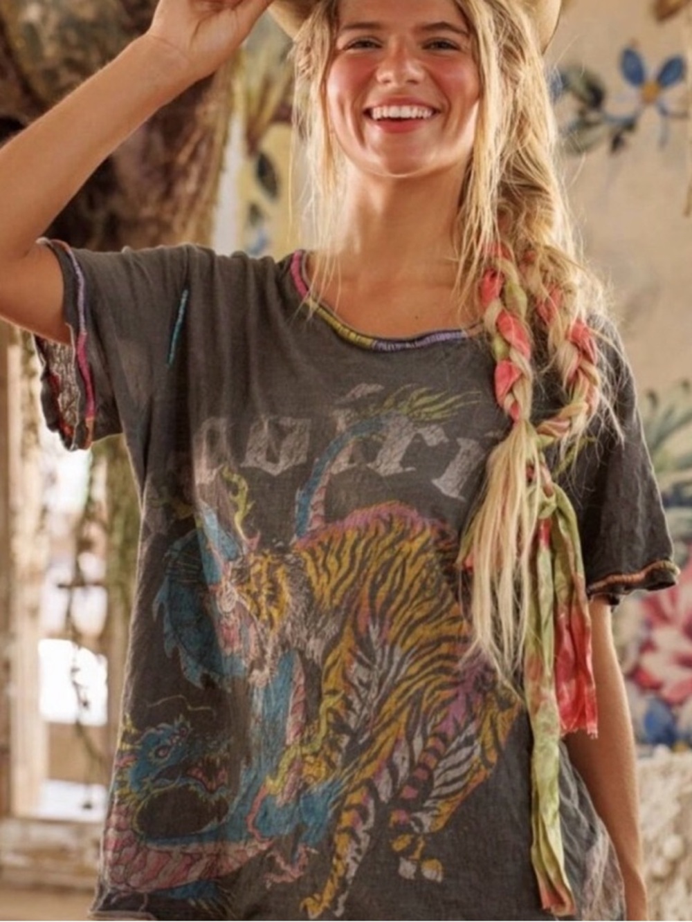 Magnolia Pearl Arcoiris Tee - OS - NWT - Sold Out